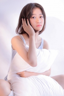 伦理年轻的岳母